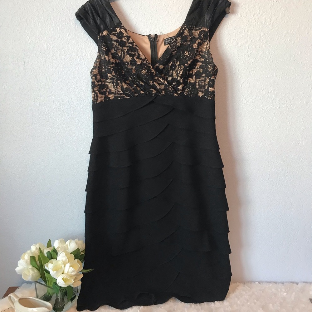 Jessica Howard lace overlay tiered dress